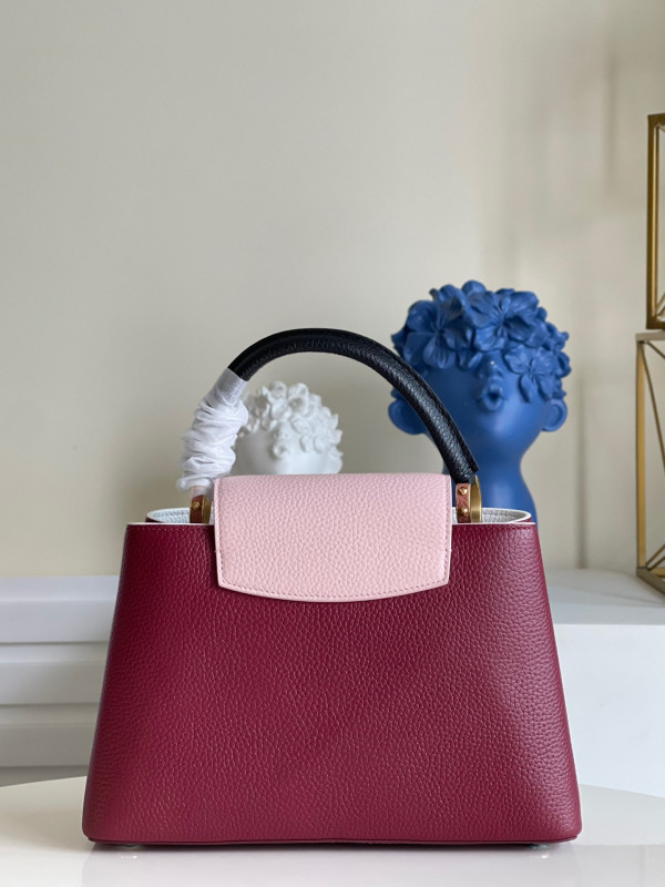 l**is V*t*n capucines bb