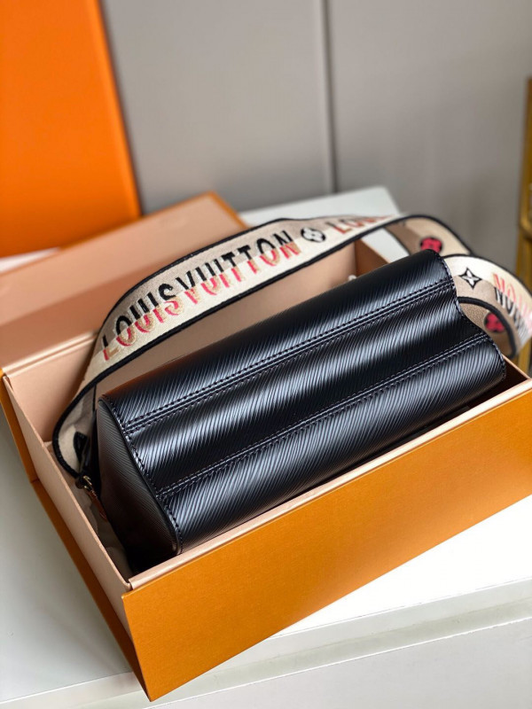 l**is V*t*n twist mm