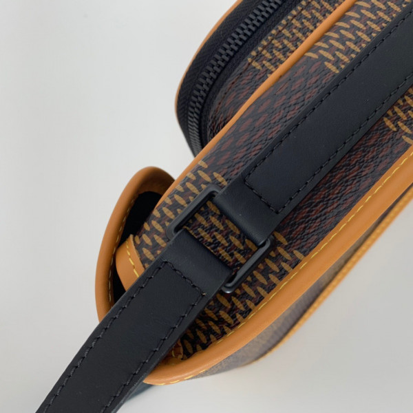 l**is V*t*n nano amazone messenger