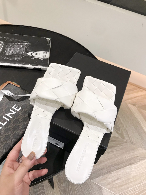 Bo*te*ga ve*ne*ta lido