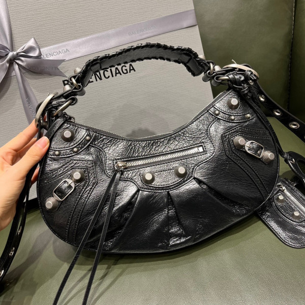 Ba*len*cia*ga women''s le cagole small shoulder bag