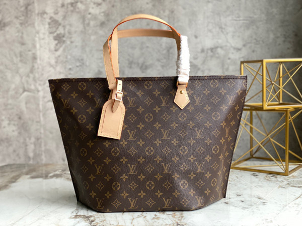 l**is V*t*n all-in small tote bag