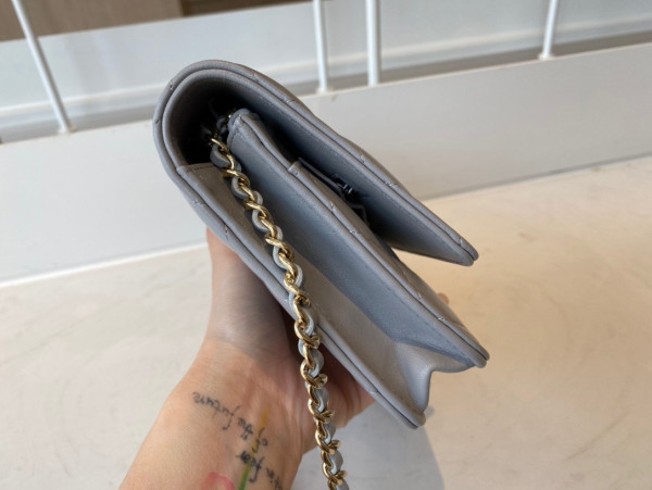 CL CHAIN WALLET LAMBSKIN