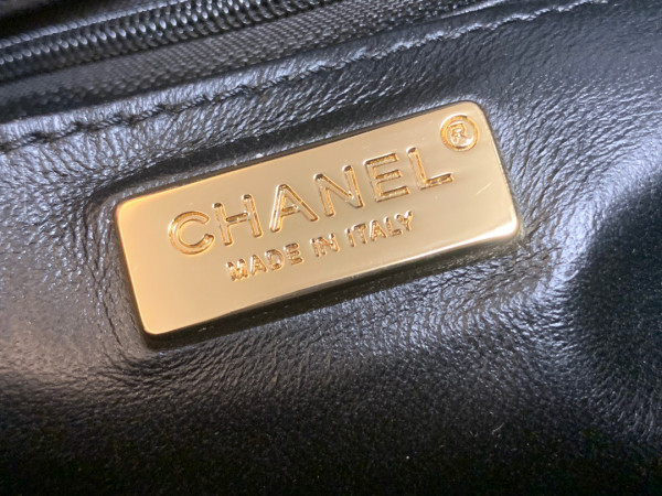 CL MINI FLAP BAG WITH TOP HANDLE