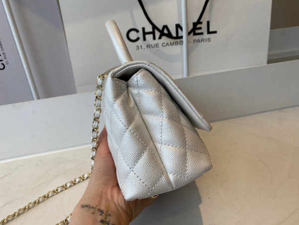 CL MINI FLAP BAG WITH TOP HANDLE