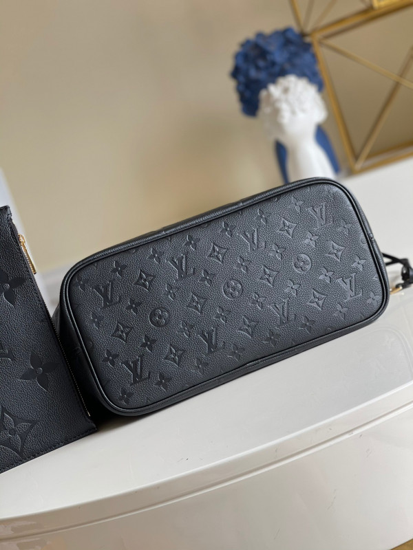 l**is V*t*n neverfull mm