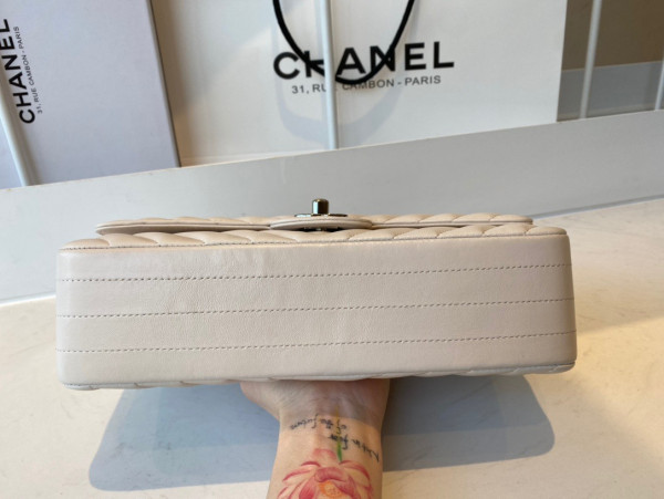 CL FLAP BAG LAMBSKIN