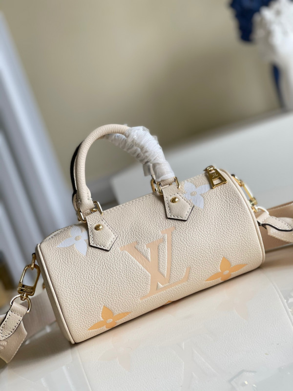 l**is V*t*n papillon bb