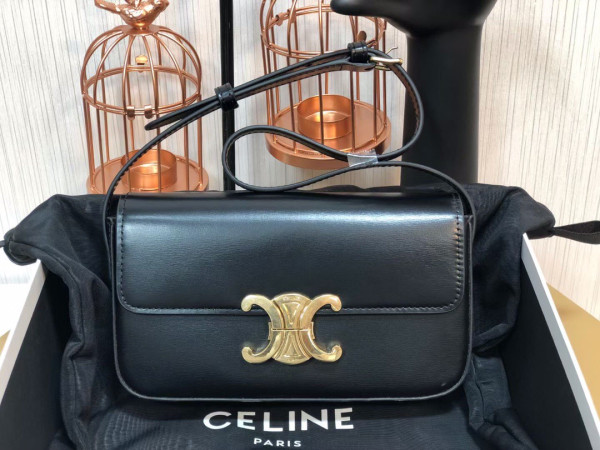 Ce**e triomphe shoulder bag