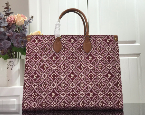 l**is V*t*n since 1854 onthego gm