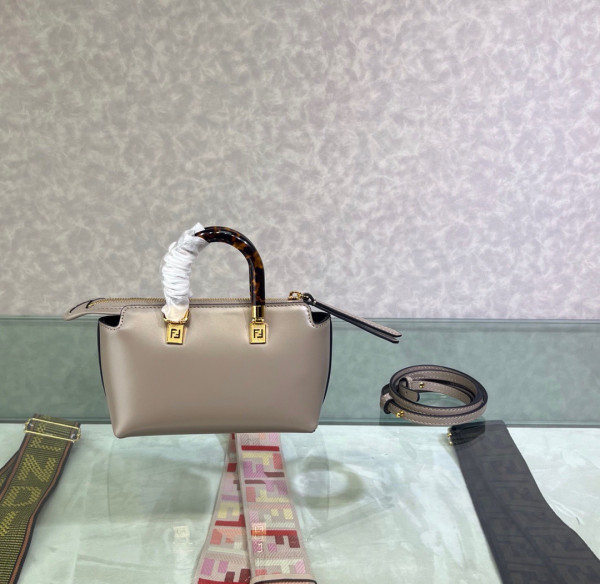 F**di by the way mini-12-9-20.5cm