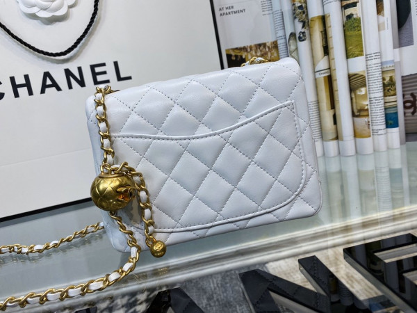 CL MINI FLAP BAG