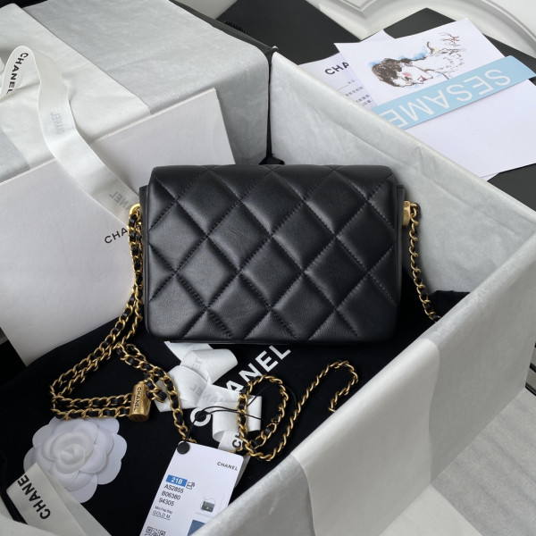 CL MINI FLAP BAG