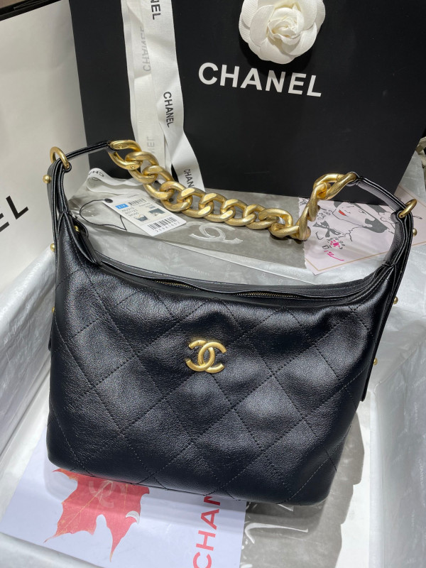 CL HOBO HANDBAG