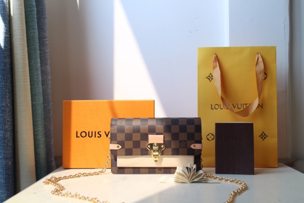 l**is V*t*n vavin chain wallet