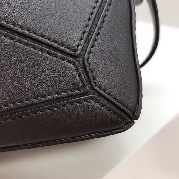 LOEWE MINI PUZZLE BAG