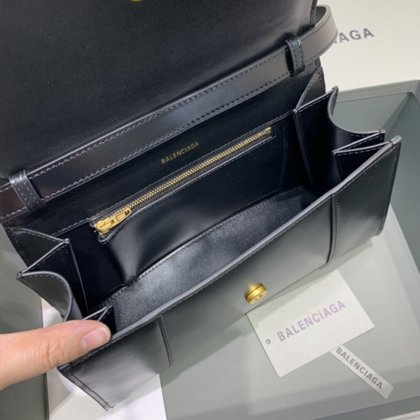 Ba*len*cia*ga hourglass chain bag