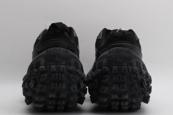 Ba*len*cia*ga defender sneaker