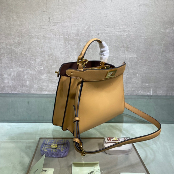 F**di peekaboo iseeu small-27x21x11cm