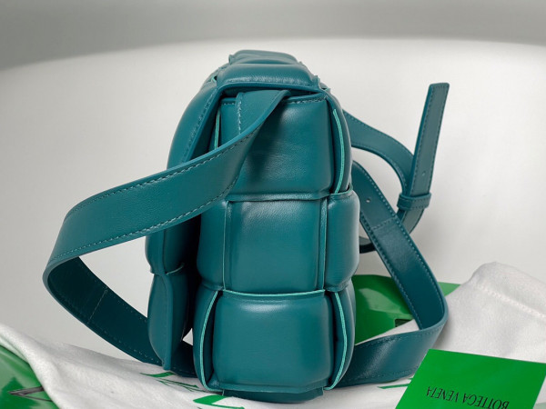 Bo*te*ga ve*ne*ta cassette