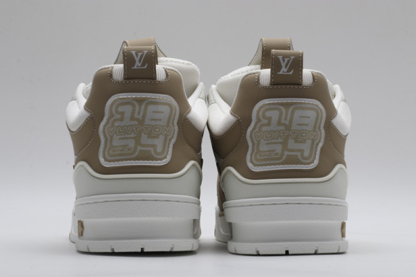 l**is V*t*n trainer sneaker