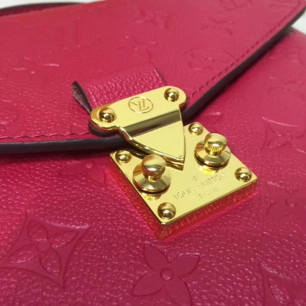 l**is V*t*n pochette metis