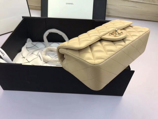 CL Flap Bag Lambskin 20CM