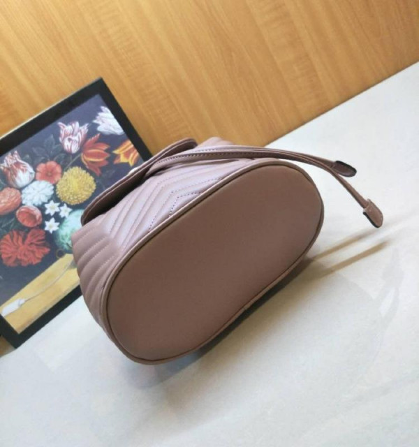 G*u*i gg marmont matelassé backpack 528129