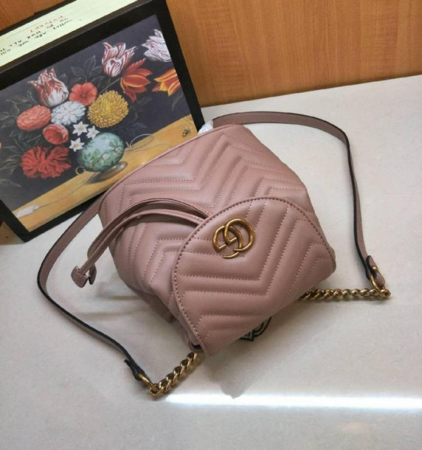 G*u*i gg marmont matelassé backpack 528129