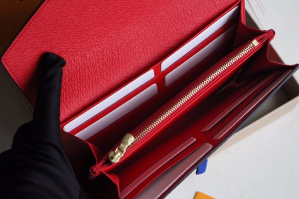 l**is V*t*n sarah wallet