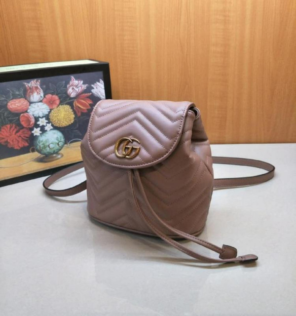 G*u*i gg marmont matelassé backpack 528129