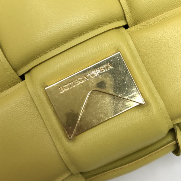 Bo*te*ga ve*ne*ta the chain cassette