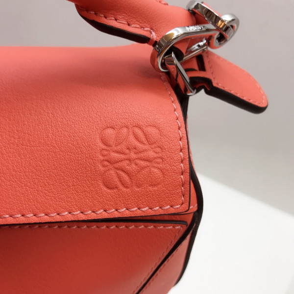 LOEWE MINI PUZZLE BAG