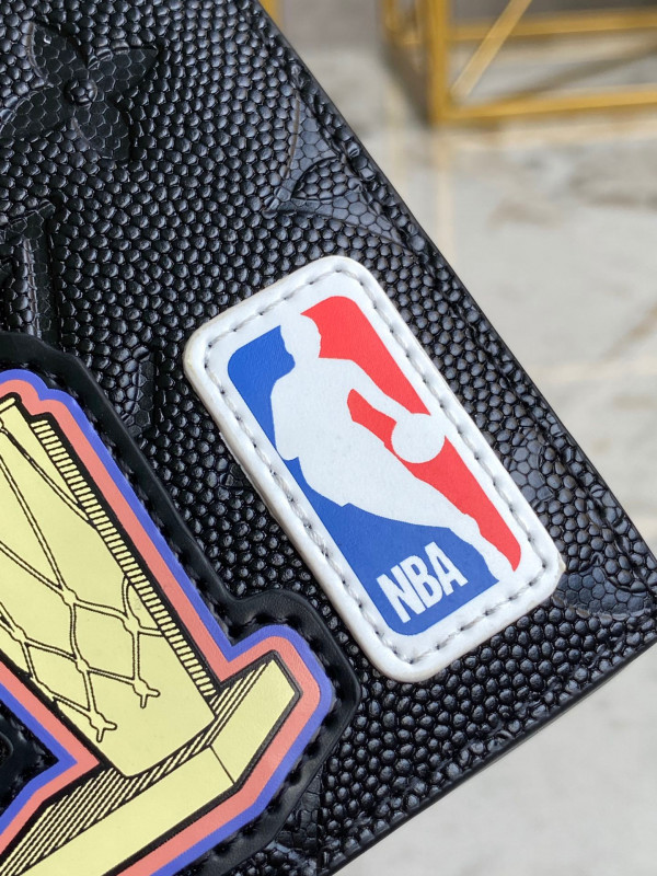 l**is V*t*n lvxnba pocket organizer