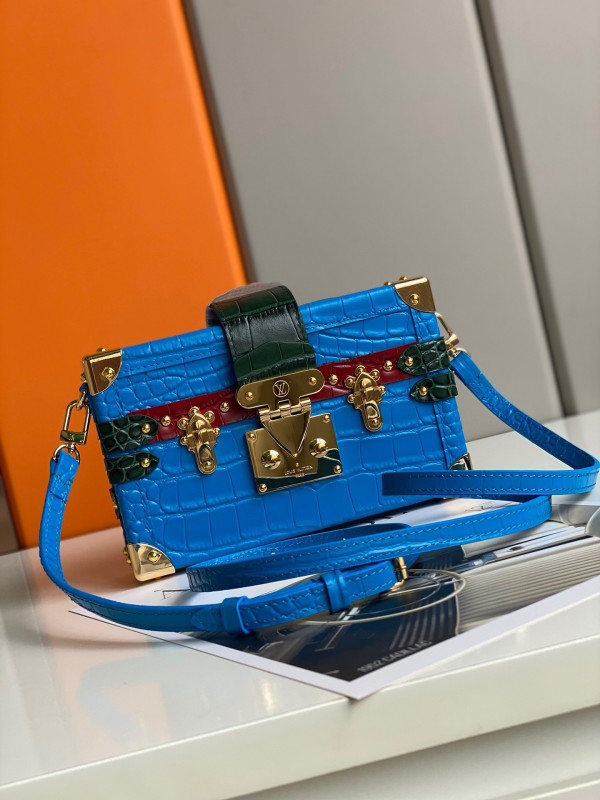 l**is V*t*n petite malle