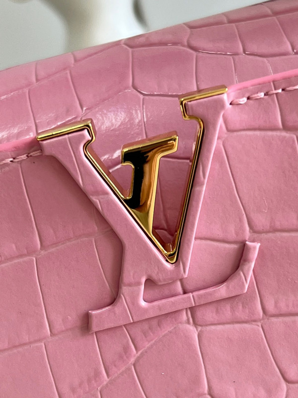 l**is V*t*n capucines mini