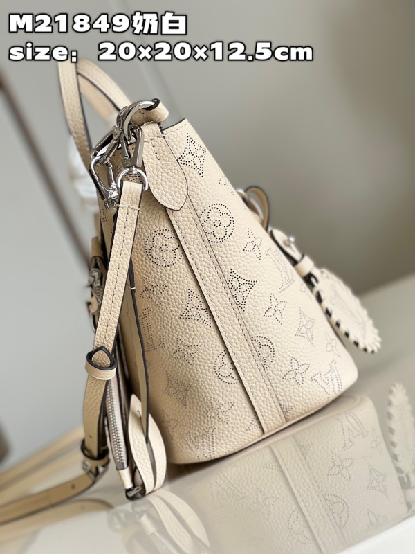 l**is V*t*n blossom pm