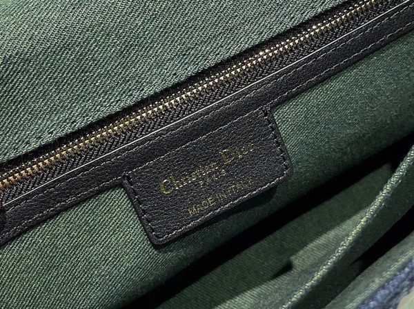 D*or medium D*or caro bag