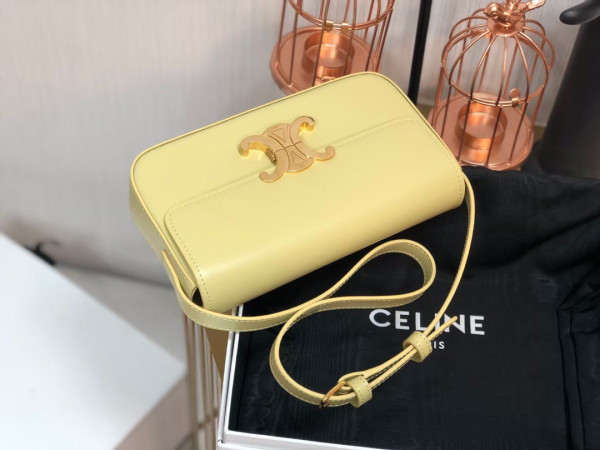 Ce**e triomphe shoulder bag