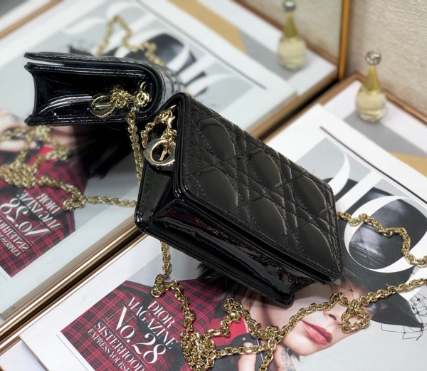 lady D*or nano pouch