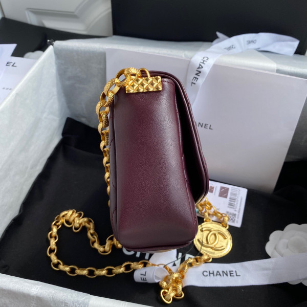 CL SMALL FLAP BAG