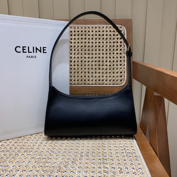 Ce**e shoulder bag cuir triomphe