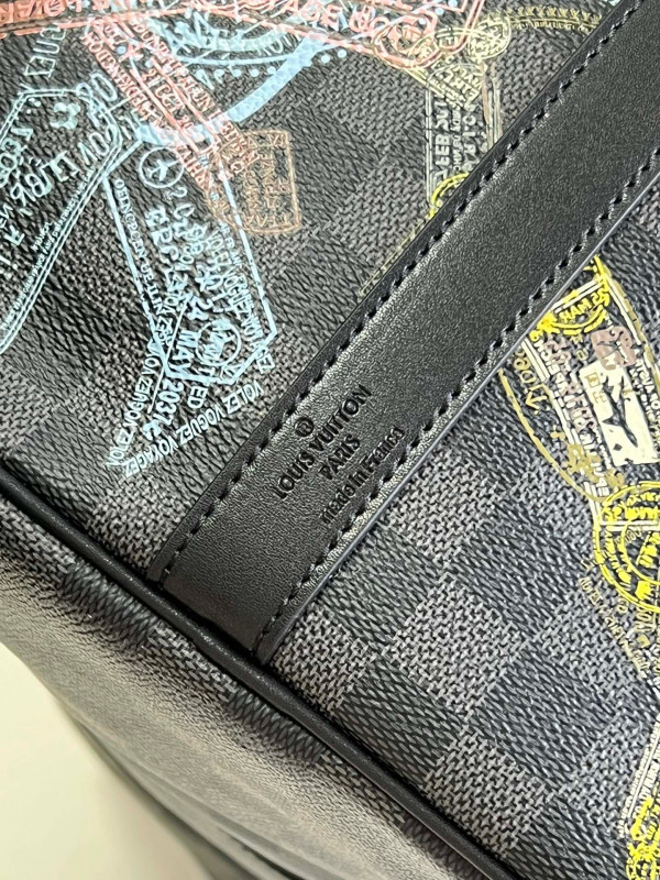 l**is V*t*n keepall bandouliÈre 50