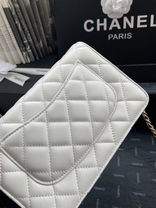 CL CHAIN WALLET