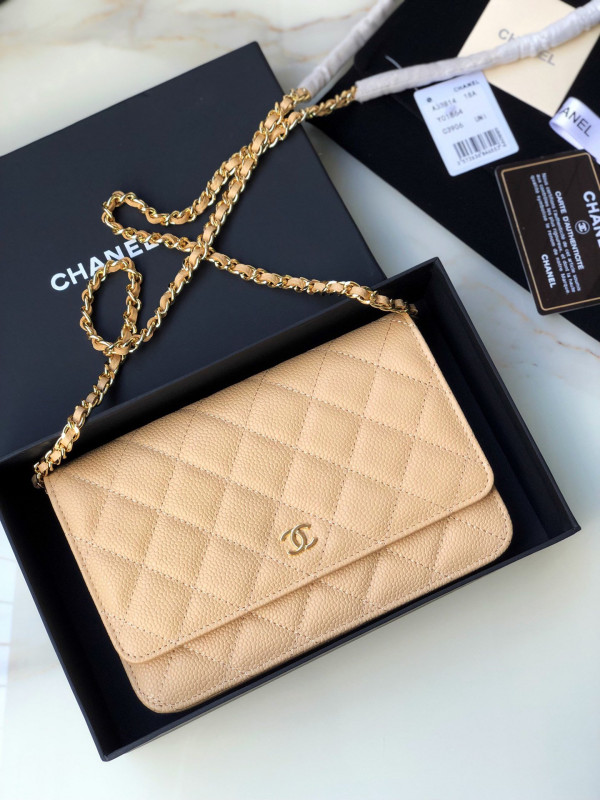CL CHAIN WALLET CAVIAR