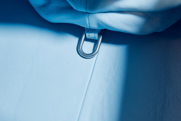 Bo*te*ga ve*ne*ta pouch