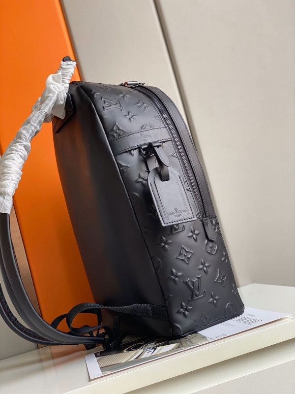 l**is V*t*n armand backpack