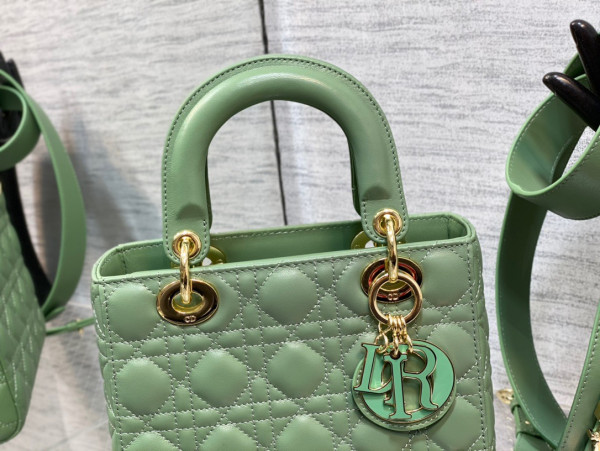 lady D*or small-20-16.5-8cm