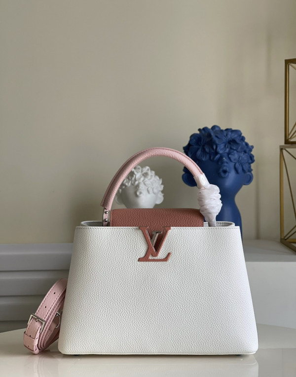 l**is V*t*n capucines bb