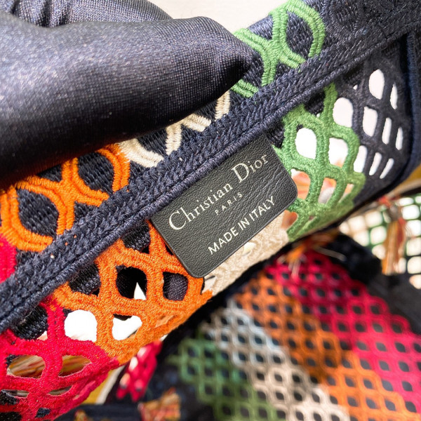 D*or d-bubble bucket bag